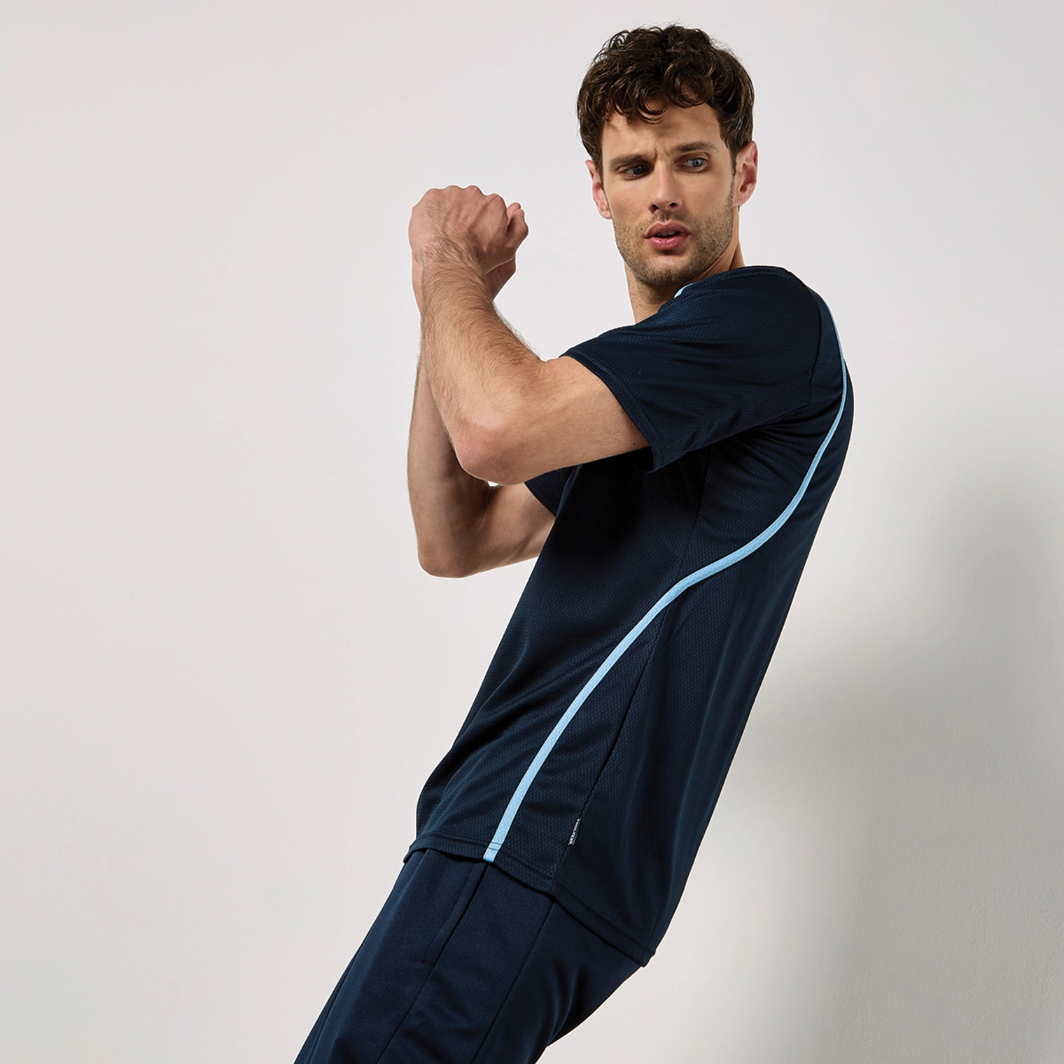 KK991_790_1_default__1