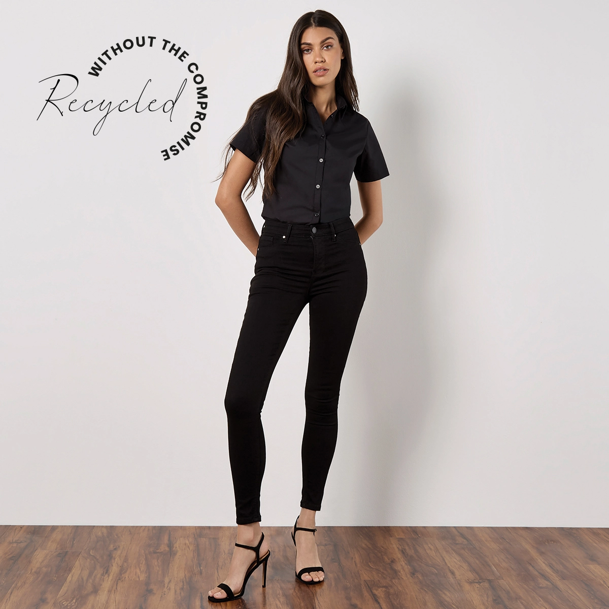 KK241_317_roundel_default_1